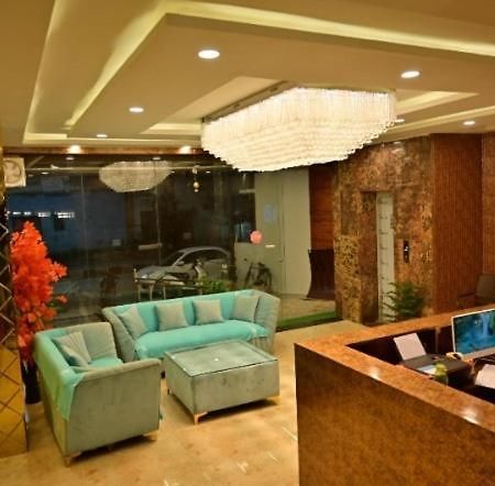 Hotel Raghuveer Inn By Bookingcare Sitapur Muafi Luaran gambar