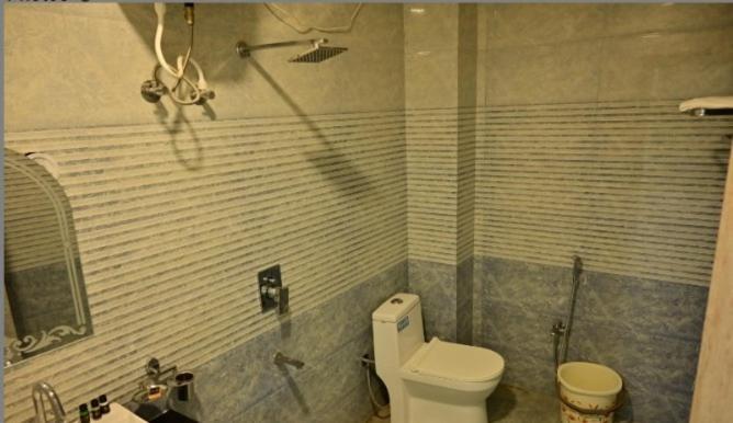 Hotel Raghuveer Inn By Bookingcare Sitapur Muafi Luaran gambar