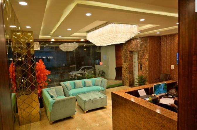Hotel Raghuveer Inn By Bookingcare Sitapur Muafi Luaran gambar